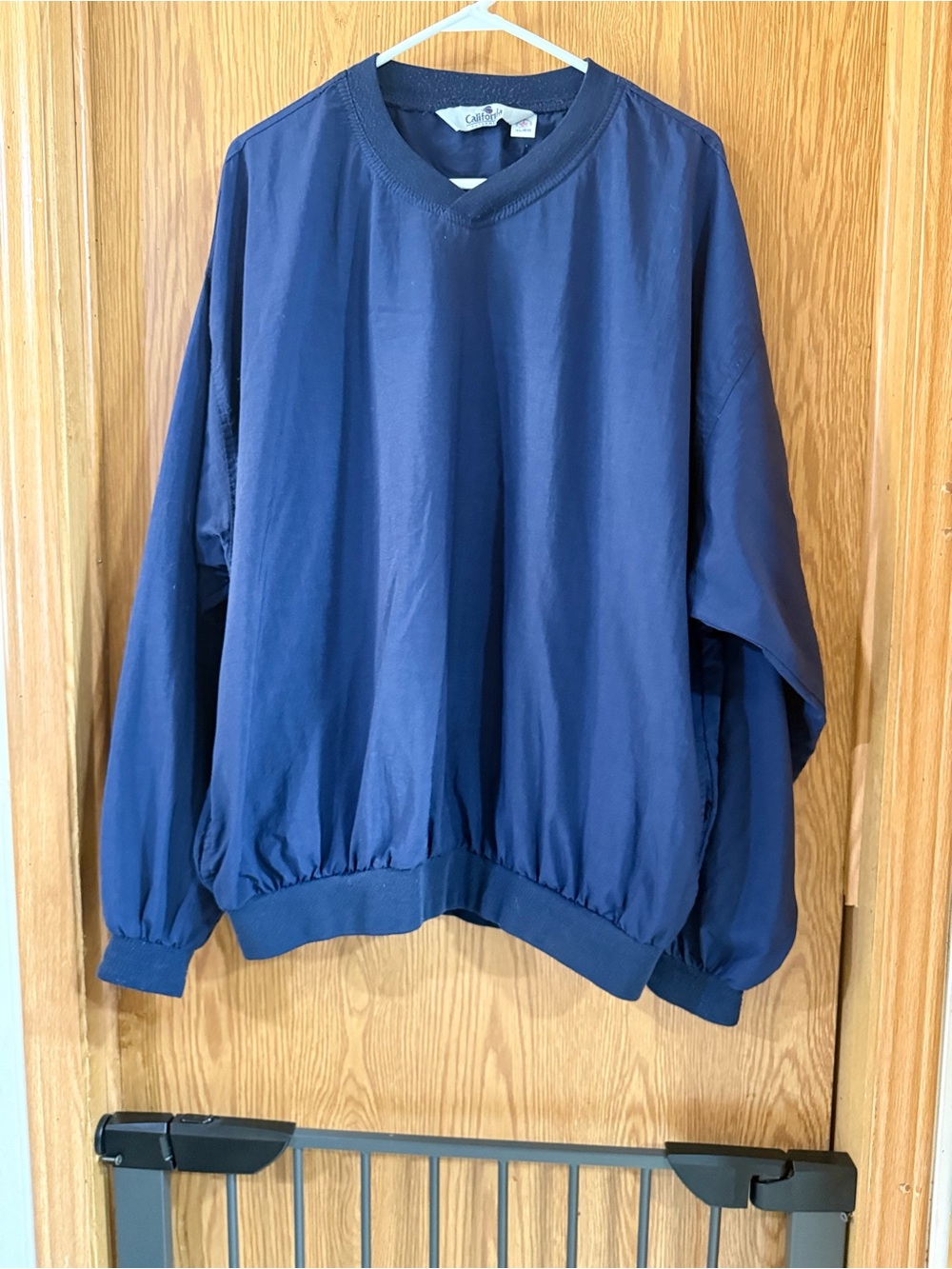 Calvin Klein Men's Navy V-Neck Pullover Sweater